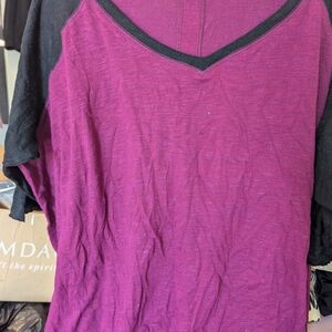 Women's Purple and Black Top
